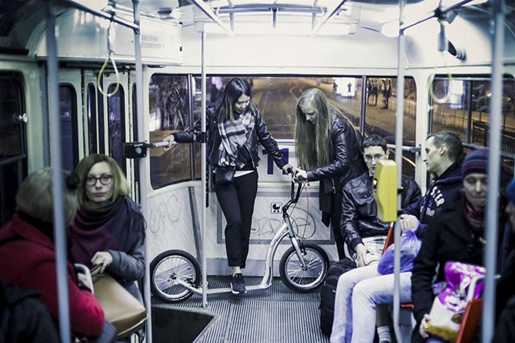 Koloběžka Yedoo Friday, black - ZDARMA dopravné!