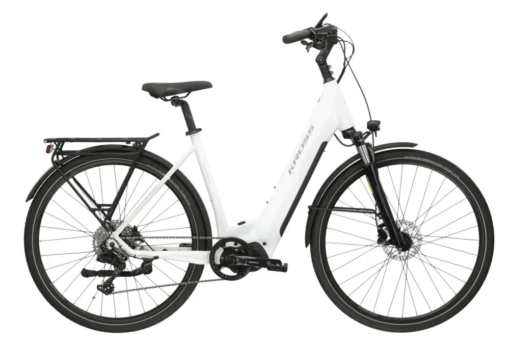 KROSS TRANS HYBRID LS 5.0 2025, pneu 28", barva bílá/stříbrna - ZDARMA dopravné, odborná montáž, seřízení a dárkový poukaz na nákup příslušenství!
