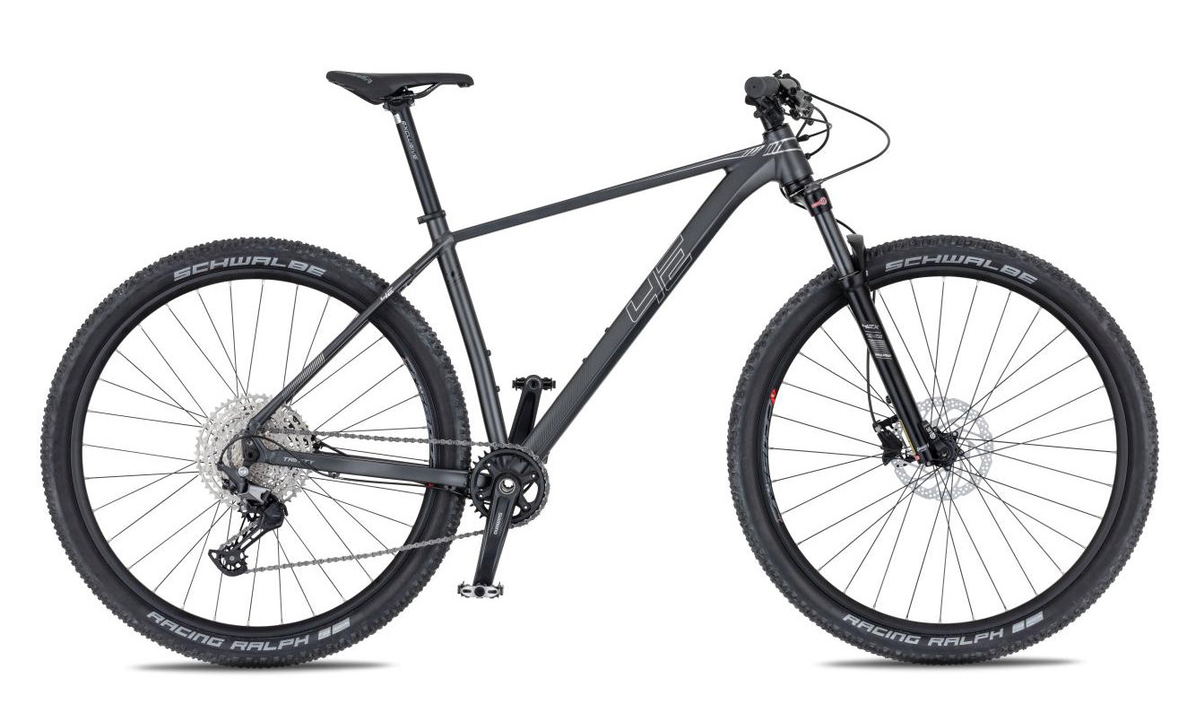 4EVER TRINITY TEAM 29", black/metal silver - ZDARMA dopravné, odborná montáž, seřízení, pojištění a dárkový poukaz na nákup příslušenství!