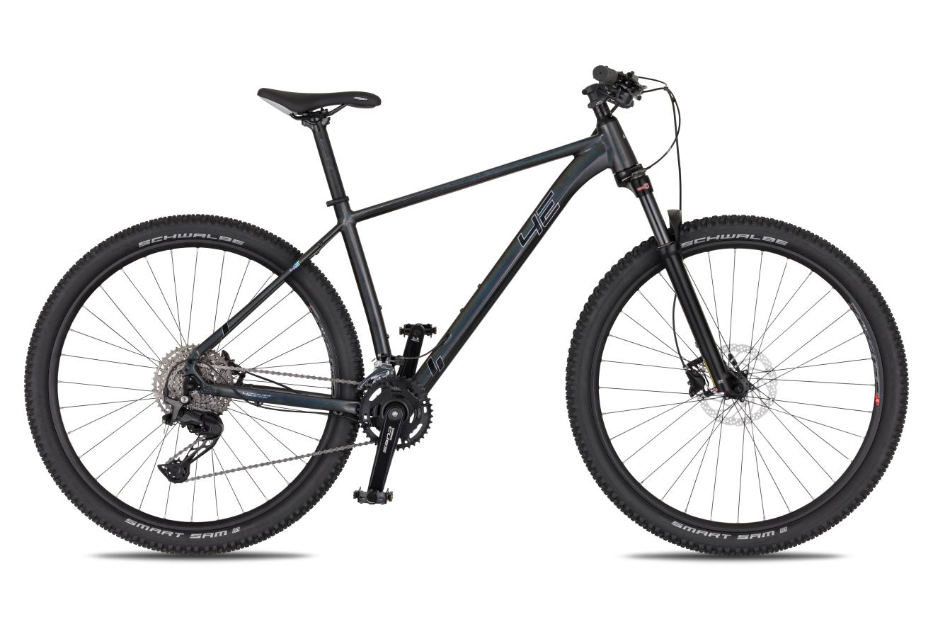 4EVER FIRETRACK TEAM 29", model 2026, barva chameleon/hologram - ZDARMA dopravné, seřízení, odborná montáž a pojištění!