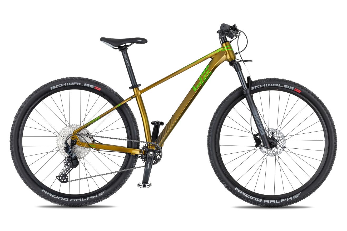 4EVER DARK TEAM 29", model 2025, barva jungle gold/green - ZDARMA dopravné, seřízení, odborná montáž, pojištění a sada světel!
