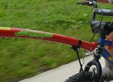 Trail Gator Original - dětská tažná tyč