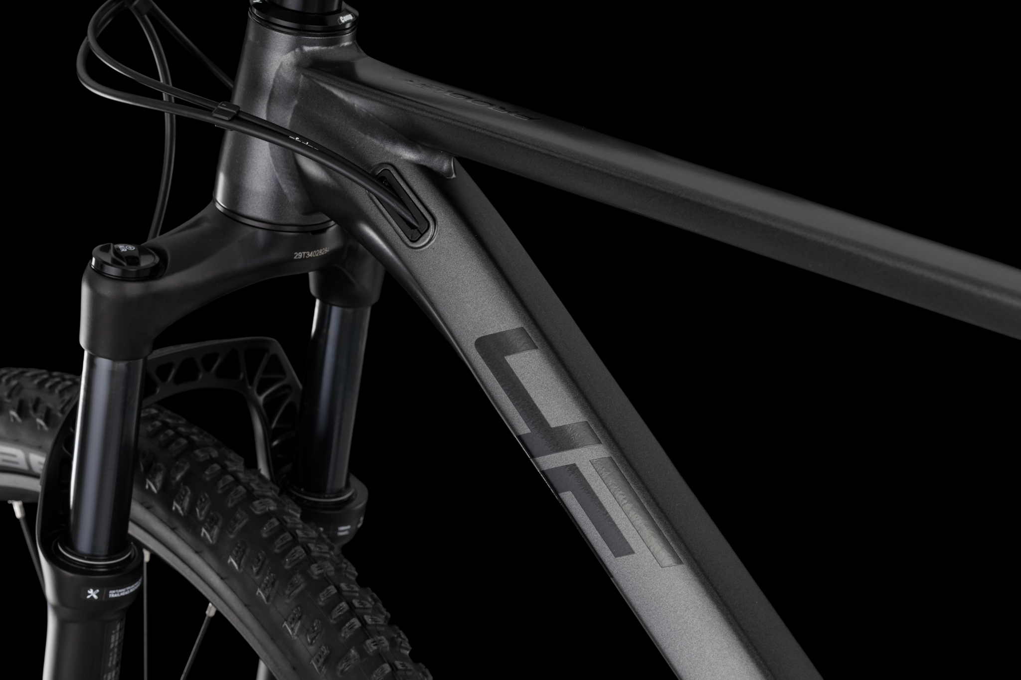 4EVER PRODIGY BOOST Di2 29", model 2026, barva matt black - ZDARMA dopravné, odborná montáž, seřízení, pojištění a dárkový poukaz na nákup příslušenství!