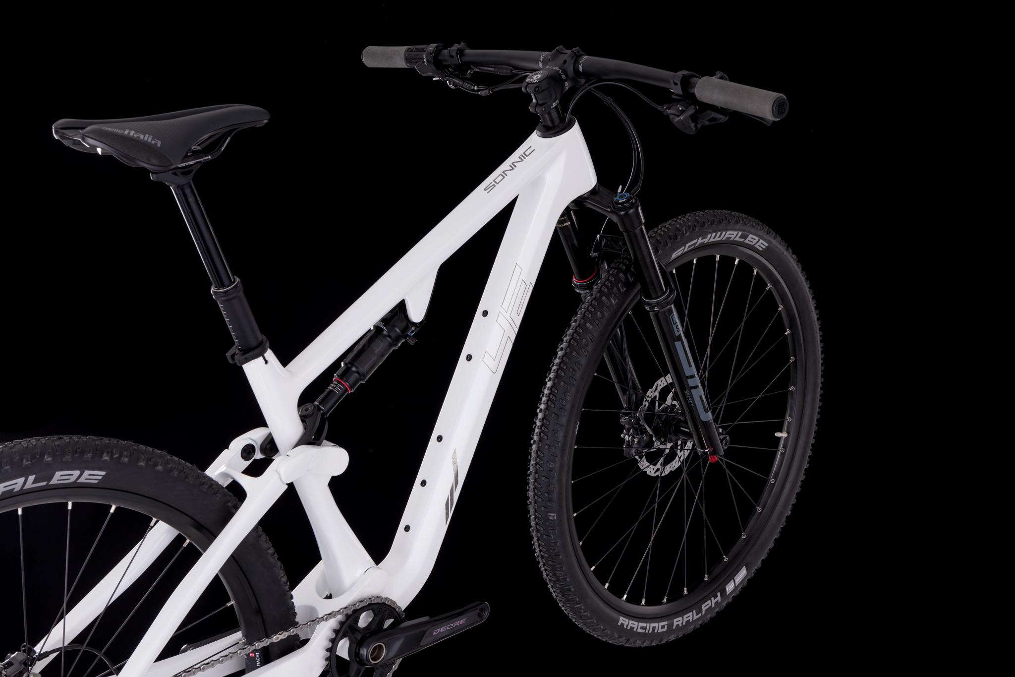 4EVER SONNIC ELITE pneu 29", rám 19" (L), model 2026, white/silver sand - ZDARMA dopravné, odborná montáž, seřízení, dárkový poukaz na nákup příslušenství!