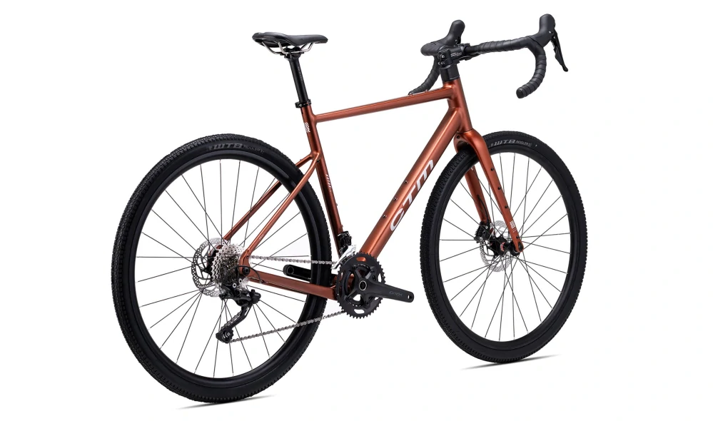 CTM KOYUK 1.0, pneu 28", model 2026, barva matná cihlová - ZDARMA dopravné, seřízení, odborná montáž a zámek ABUS!