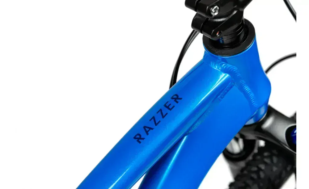 PELLS Razzer Jr 2 Blue, rám 16" (S), model 2024 (27,5") - ZDARMA dopravné, odborná montáž, seřízení a dárkový poukaz na nákup příslušenství!