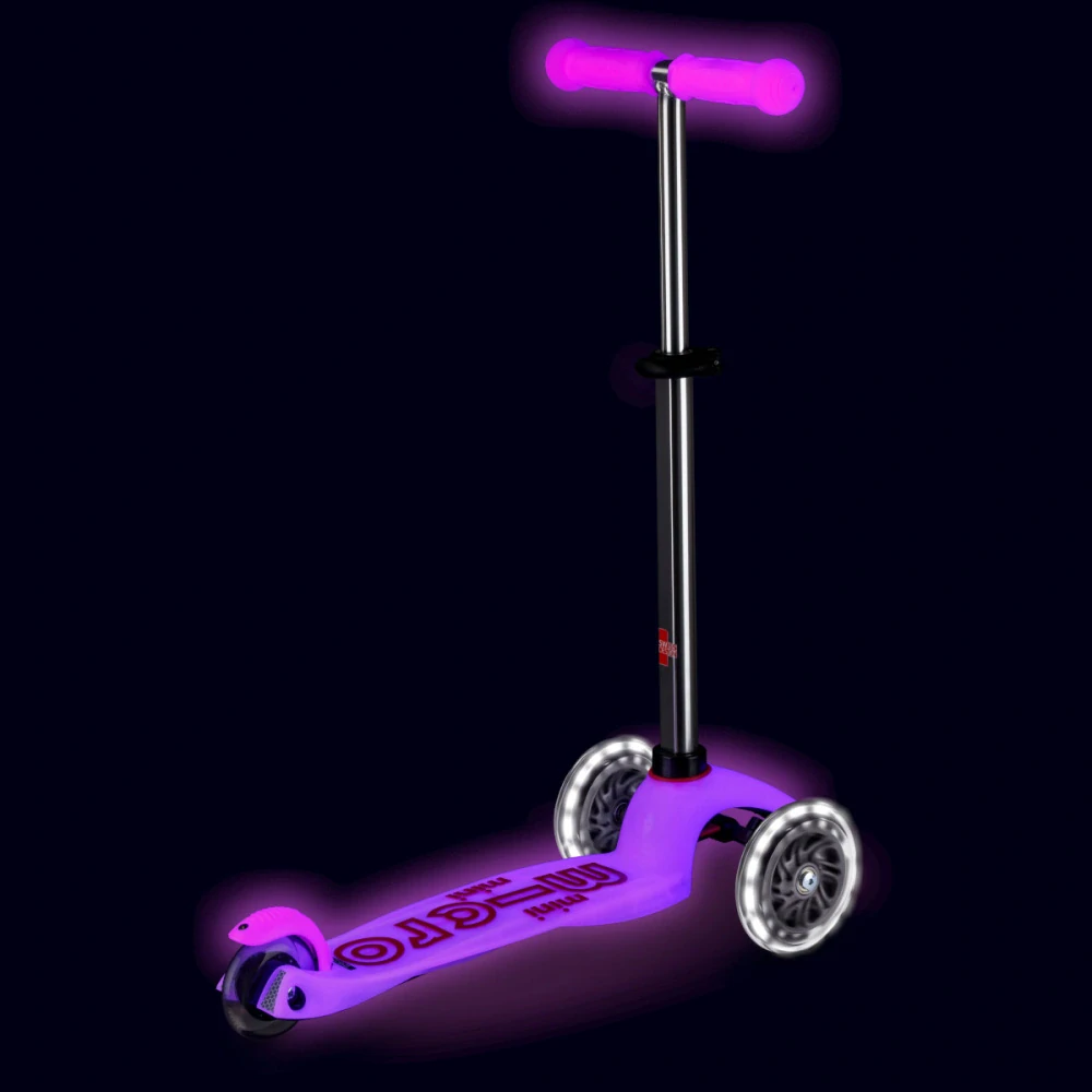 Koloběžka Mini Micro Deluxe Glow LED pink - ZDARMA dopravné a Zdravá láhev! 