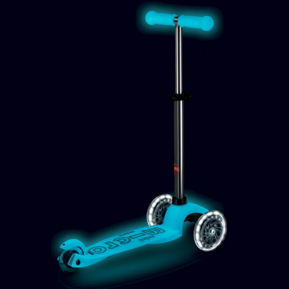 Koloběžka Mini Micro Deluxe Glow LED aqua - ZDARMA dopravné a Zdravá láhev! 