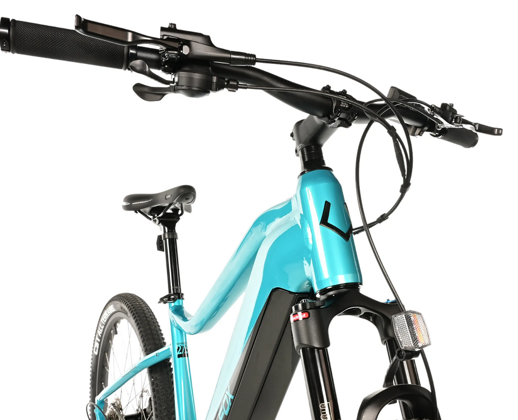 Leader Fox SWAN 27,5", model 2025-2, light blue/black - ZDARMA dopravné, odborná montáž, seřízení!