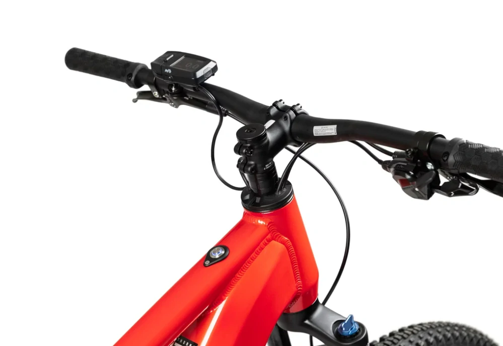 Pells Thorr Panasonic 2 ER 29", rám M, model 2026, barva Strawberry red - ZDARMA dopravné, odborná montáž, seřízení, dárkový poukaz na nákup příslušenství!