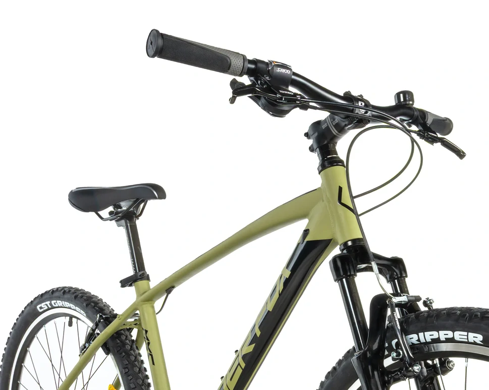 Leader Fox MXC, pneu 26", chlapecký, model 2027-4, army green - ZDARMA dopravné, seřízení, odborná montáž a sada světel!