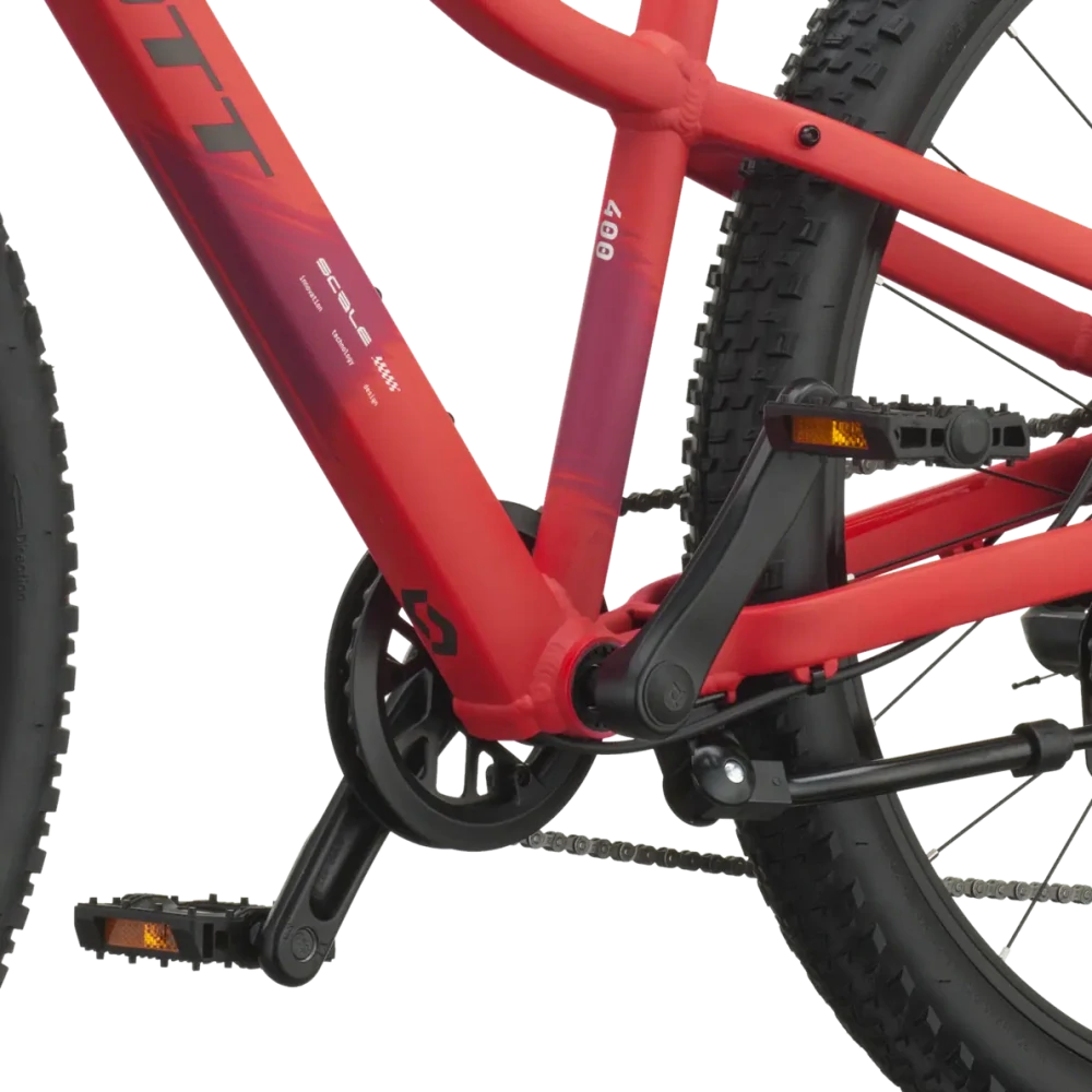 Scott Scale 400, model 2027, pneu 24", barva monza red - ZDARMA dopravné, odborná montáž, seřízení a sada světel!