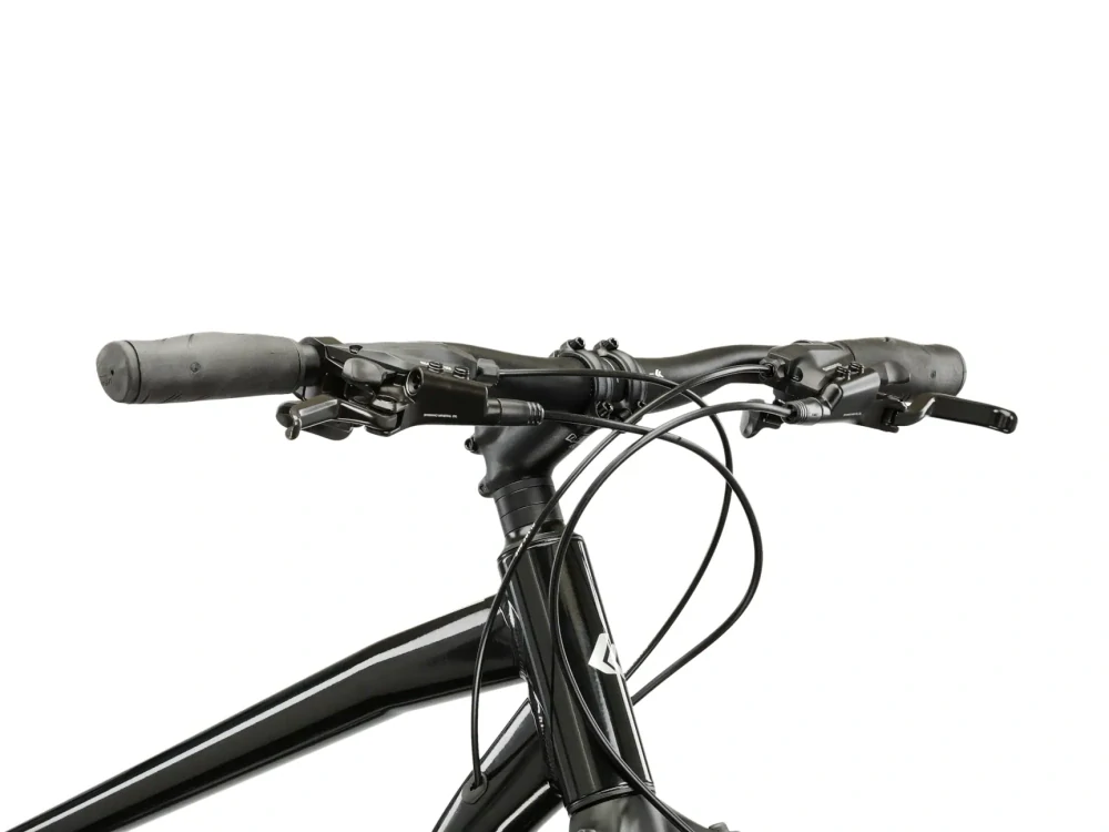 KROSS EVADO 4.0, rám 19" (M), model 2026, pneu 28", barva černá/stříbrná - ZDARMA dopravné, seřízení, odborná montáž a sada světel!
