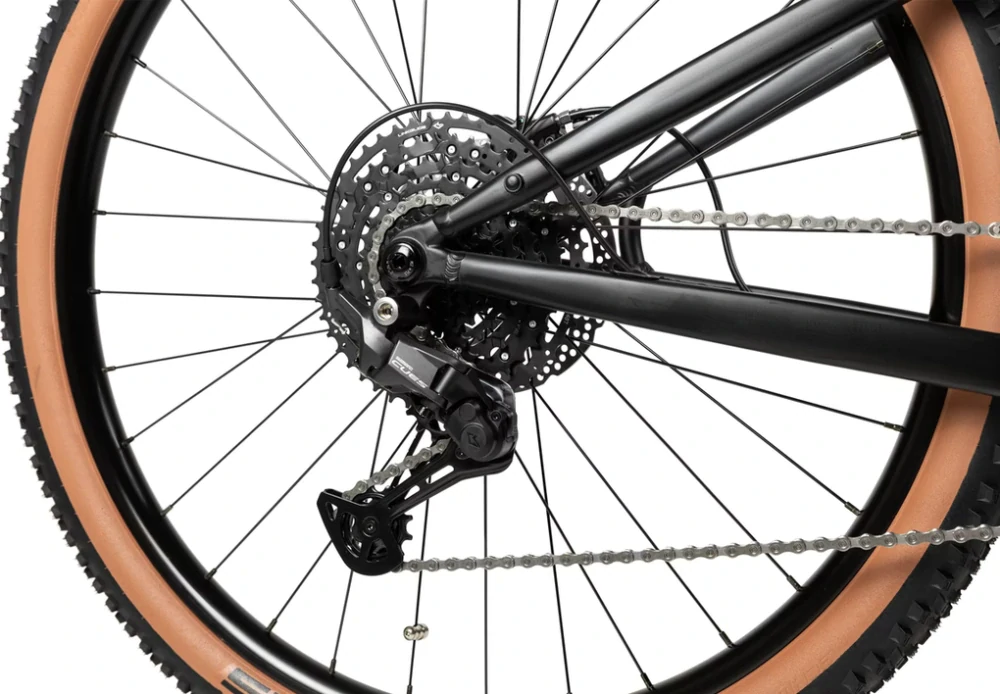 Pells Thorr Panasonic 1, penu 29", model 2026, barva Black on black - ZDARMA dopravné, odborná montáž, seřízení, dárkový poukaz na nákup příslušenství!