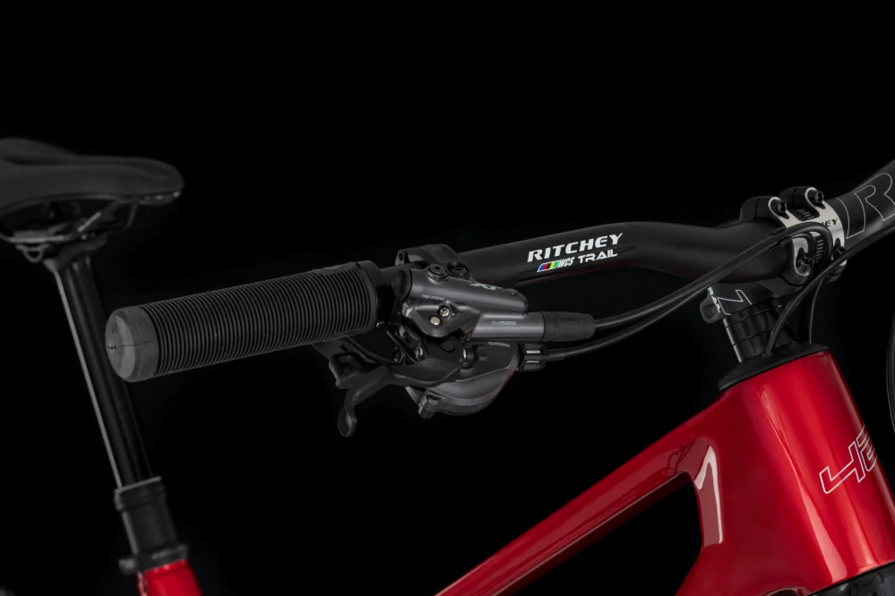 4EVER VOLCANNO VESUV pneu 29", rám 15,75" (S), model 2026, flame red/hologram   - ZDARMA dopravné, odborná montáž, seřízení, dárkový poukaz na nákup příslušenství!