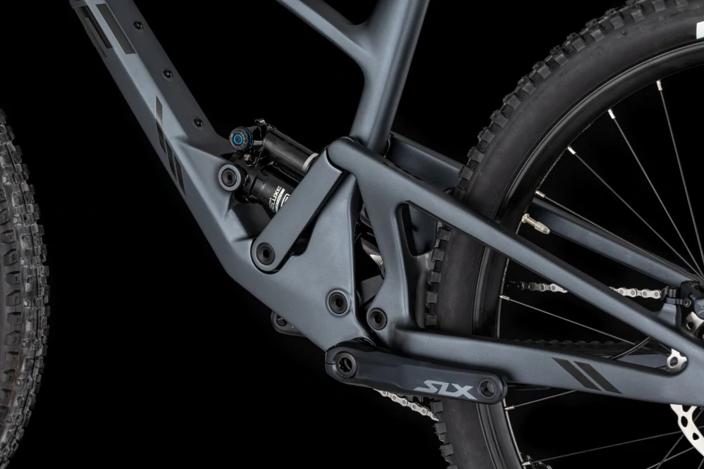 4EVER VOLCANNO ETNA pneu 29", rám 15,75" (S), model 2026, grey matt/black  - ZDARMA dopravné, odborná montáž, seřízení, pojištění a dárkový poukaz na nákup příslušenství!