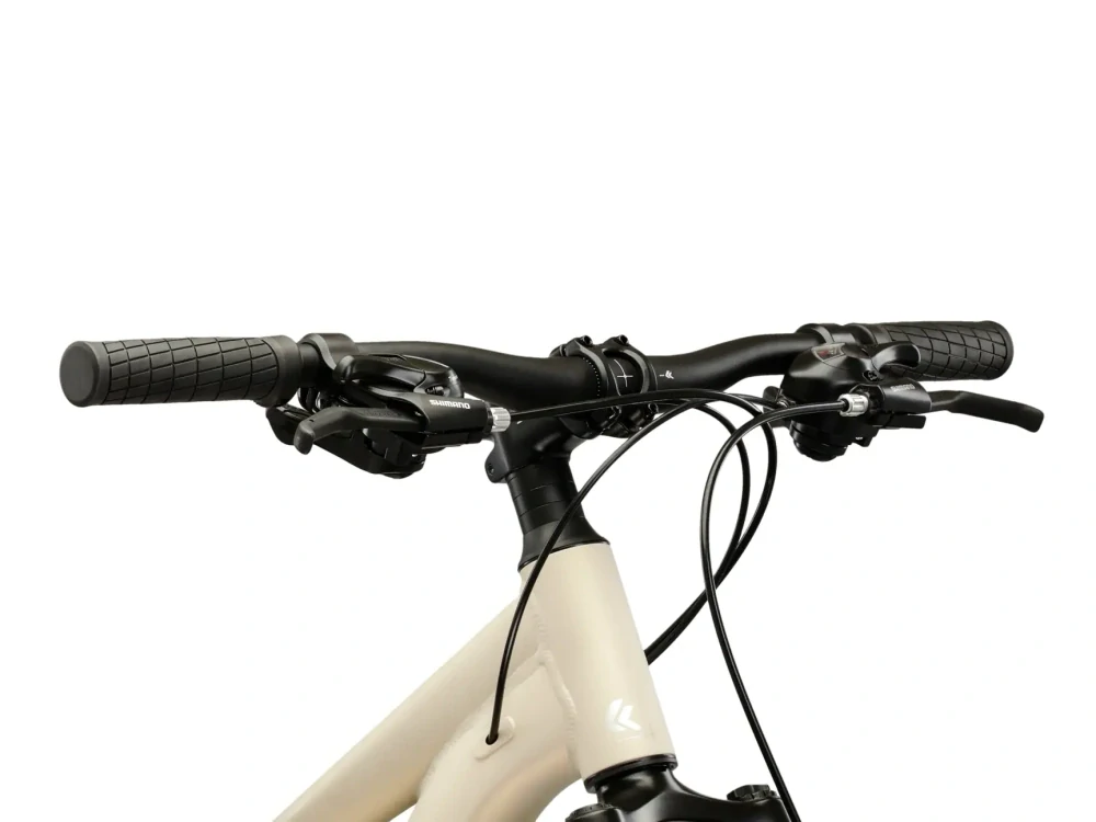 KROSS LEA X200, rám 14" (XS), model 2026, pneu 27,5", barva stříbrná/stříbrná/matný - ZDARMA dopravné, seřízení, odborná montáž a sada světel!