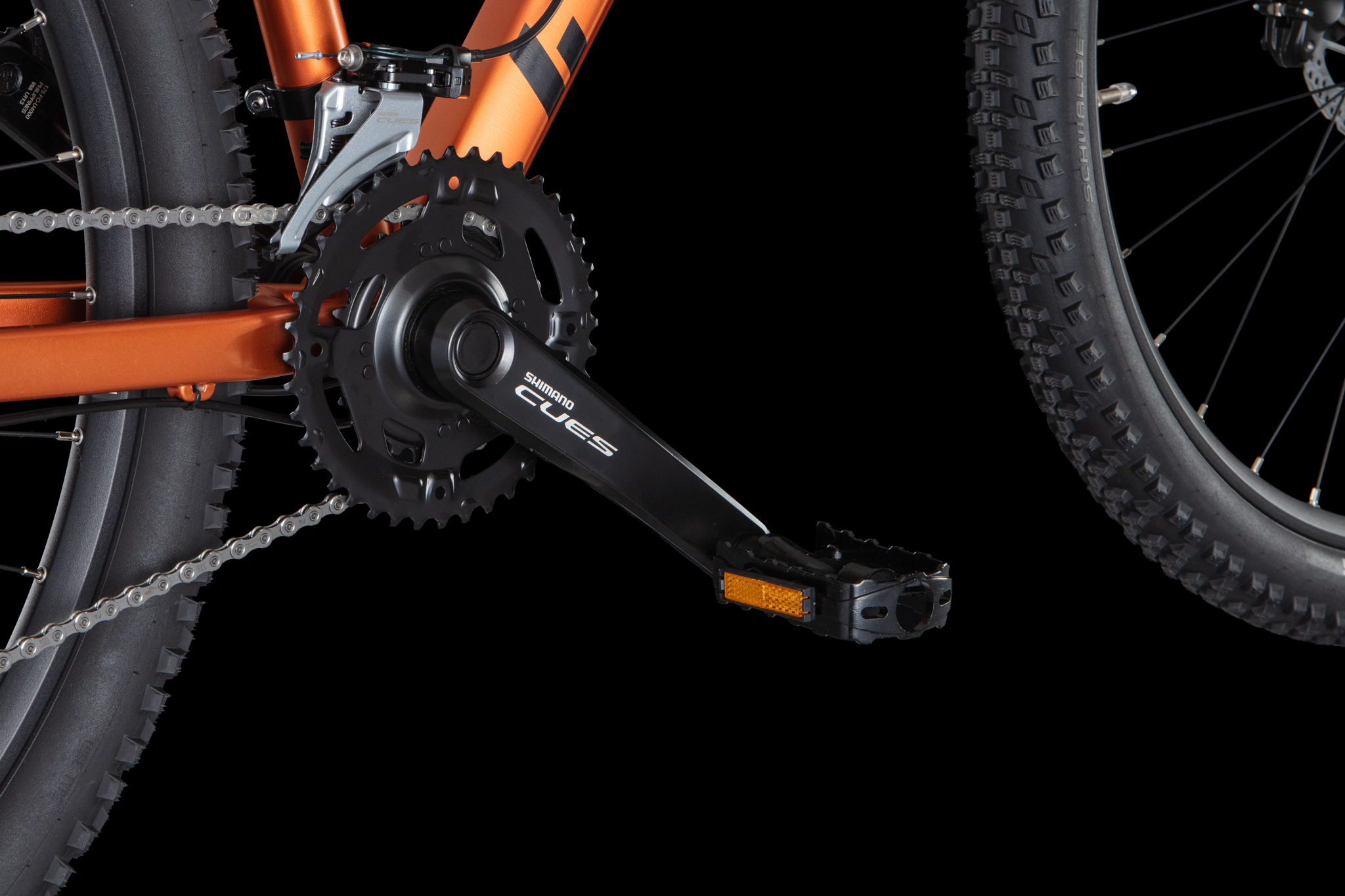 4EVER FRONTBEE XCM 29", model 2026, barva satin orange - ZDARMA dopravné, odborná montáž, seřízení, pojištění a dárkový poukaz na nákup příslušenství!