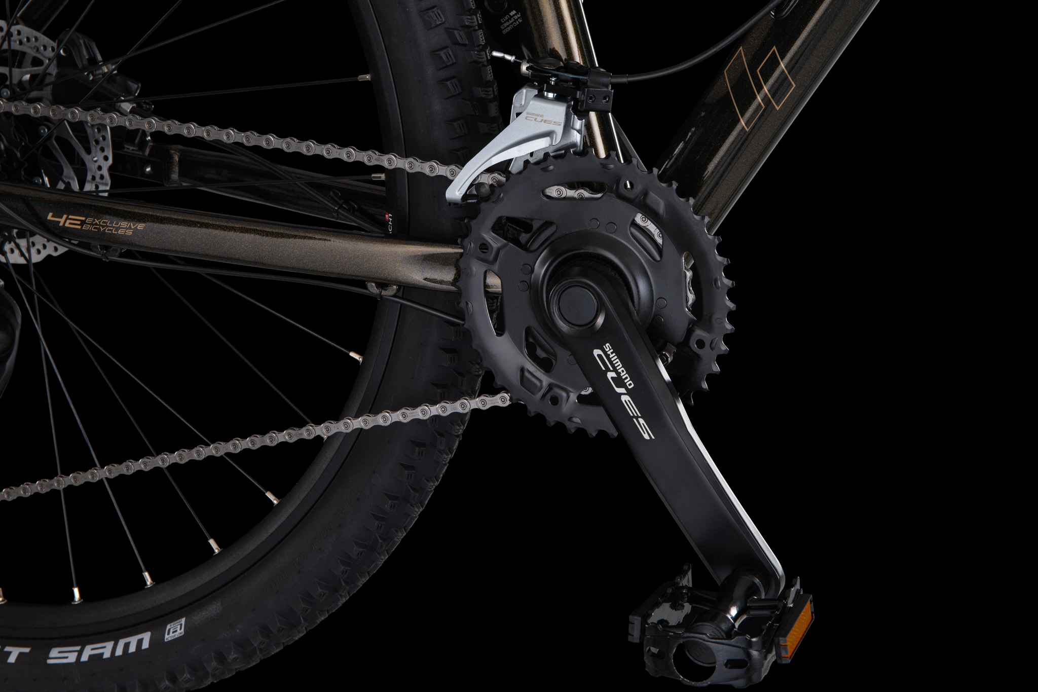 4EVER FRONTBEE XCM 29", model 2026, barva gold galaxy - ZDARMA dopravné, odborná montáž, seřízení, pojištění a dárkový poukaz na nákup příslušenství!