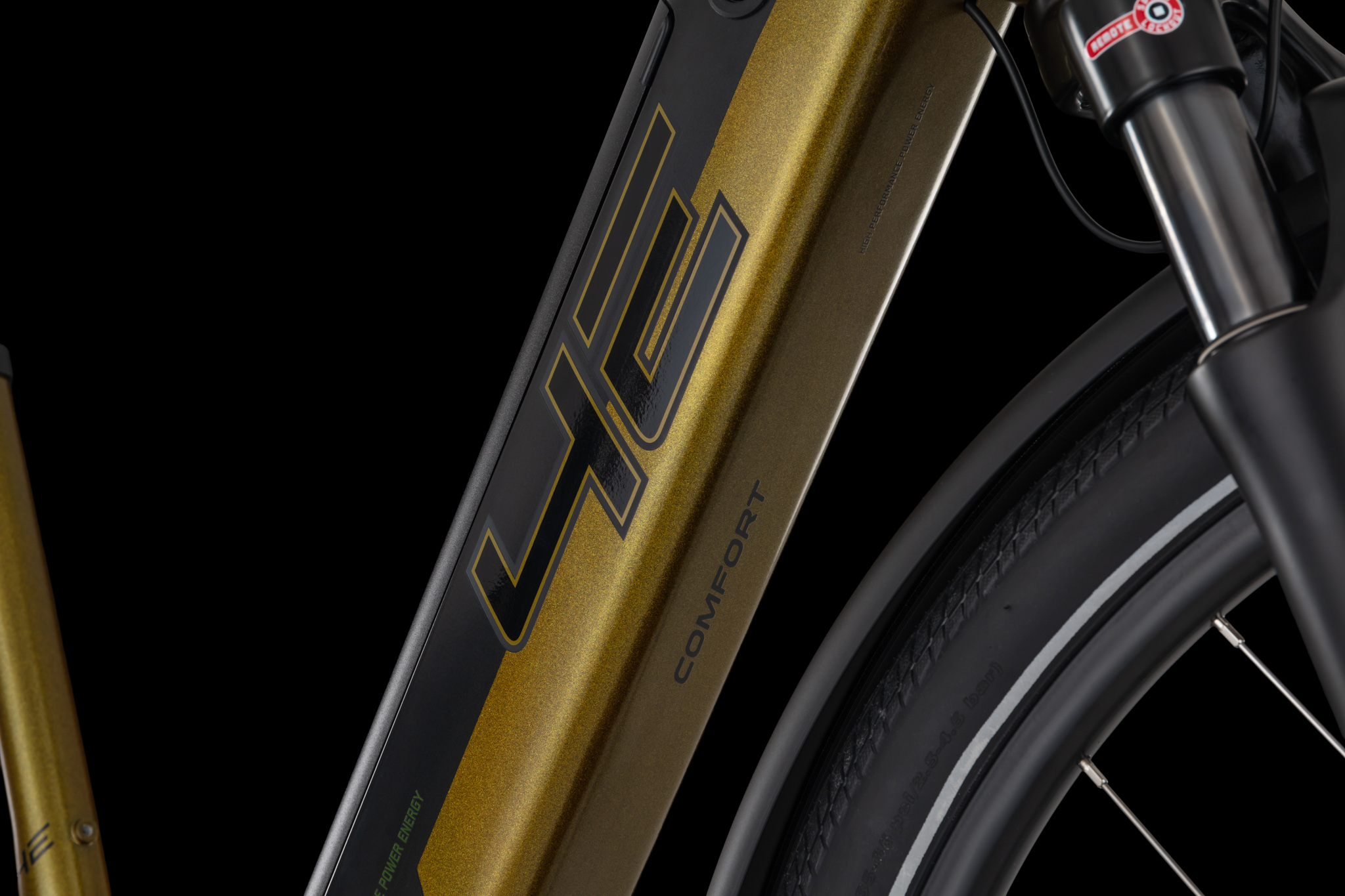 4EVER COMFORT ELITE TREK 720, pneu 28", rám 16" (M), model 2027, barva titan/golden brick - ZDARMA dopravné, odborná montáž, seřízení, dárkový poukaz na nákup příslušenství a pojištění!