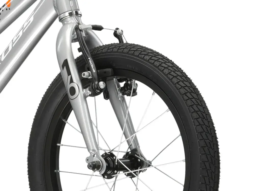 KROSS RACER 4.0 2025, pneu 16", barva stříbrná - ZDARMA dopravné, odborná montáž a seřízení!