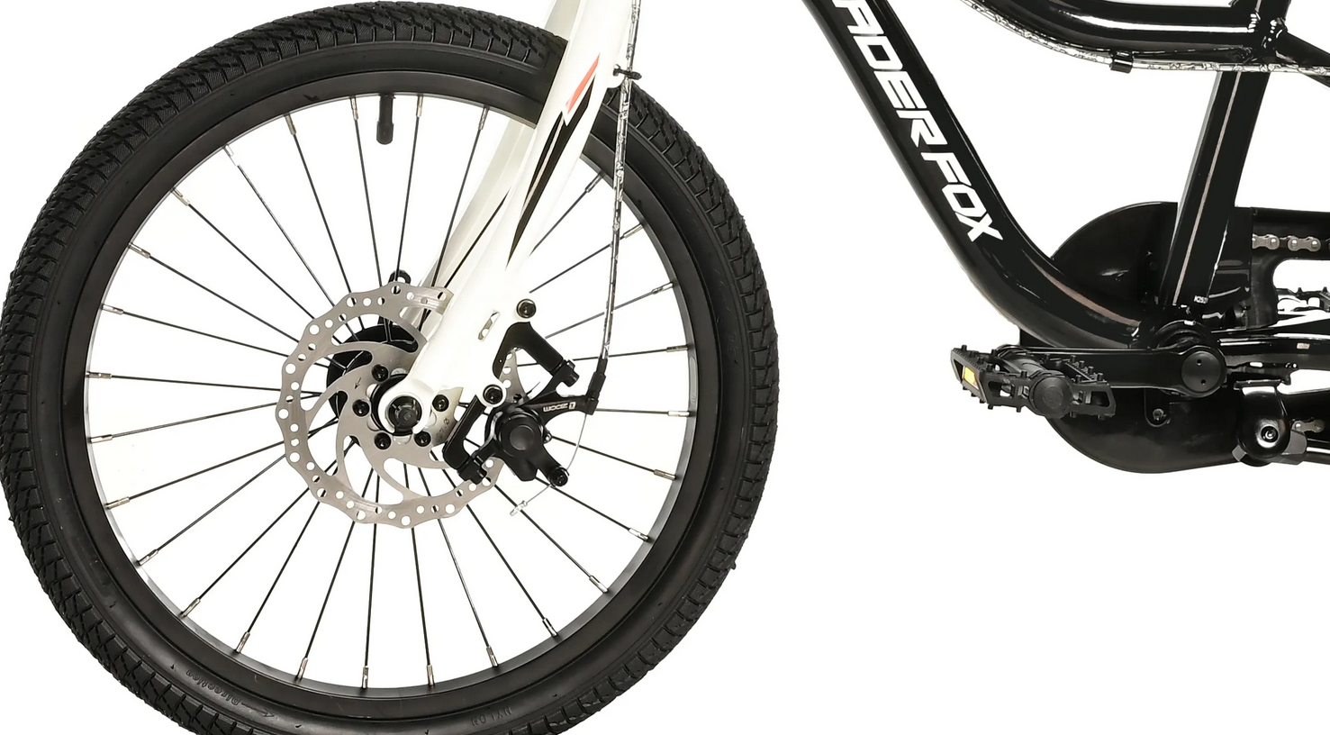 Leader Fox FOX 18" 2025-2, barva black - ZDARMA dopravné, odborná montáž a sada blikaček!