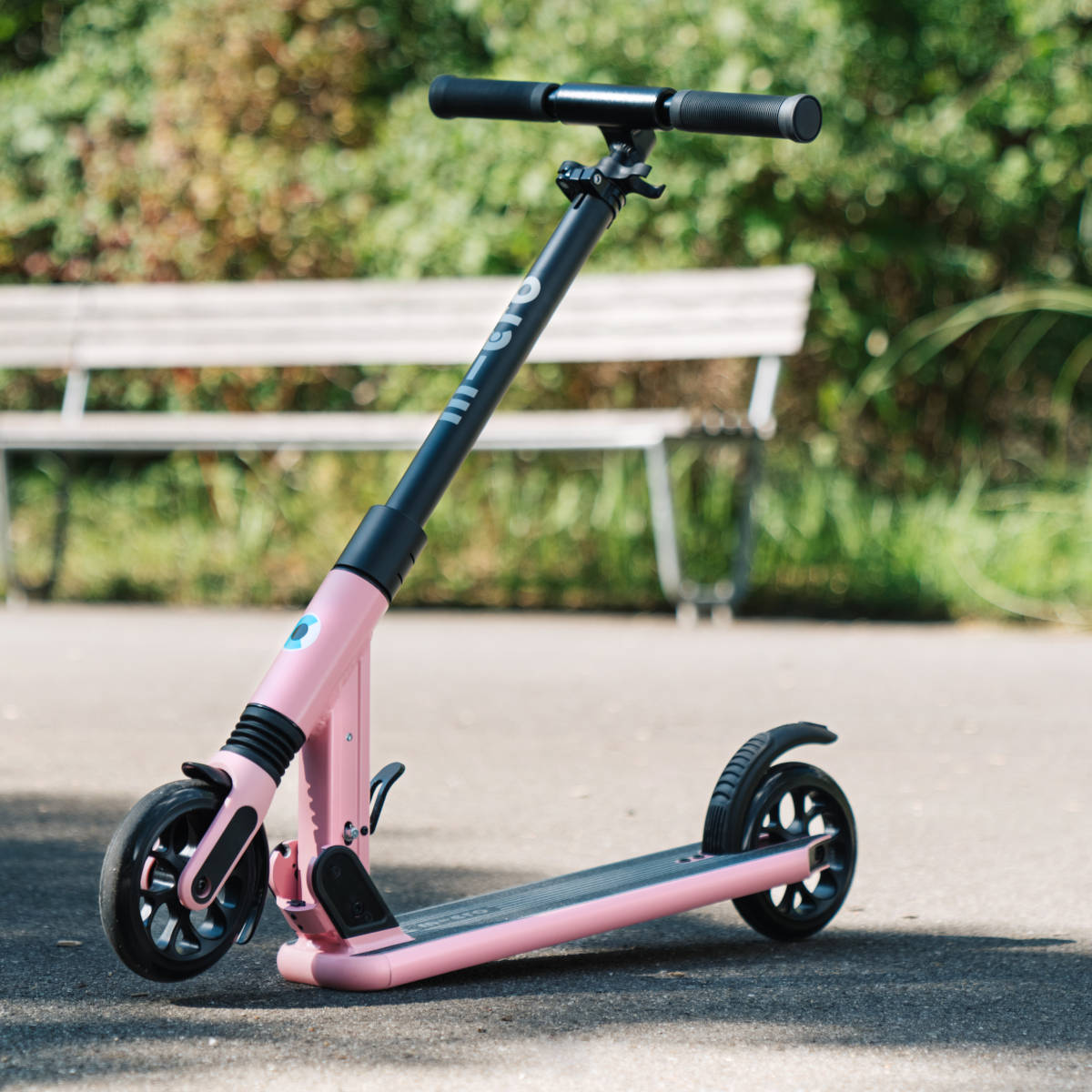Koloběžka Micro Sprite Suspension pink - ZDARMA dopravné a Zdravá láhev! 