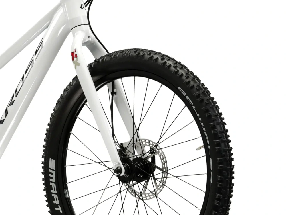 KROSS LEVEL JR 2.0, model 2025, pneu 24", barva bílá/černá - ZDARMA dopravné, odborná montáž, seřízení a sada světel TWINS!