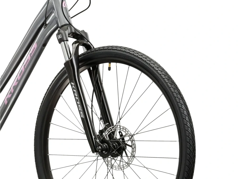 KROSS EVADO 4.0, rám 17" (M), model 2026, pneu 28", barva šedá/růžová - ZDARMA dopravné, seřízení, odborná montáž a sada světel!