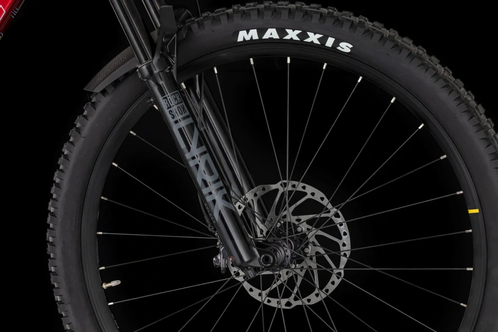 4EVER VOLCANNO VESUV pneu 29", rám 15,75" (S), model 2026, flame red/hologram   - ZDARMA dopravné, odborná montáž, seřízení, dárkový poukaz na nákup příslušenství!