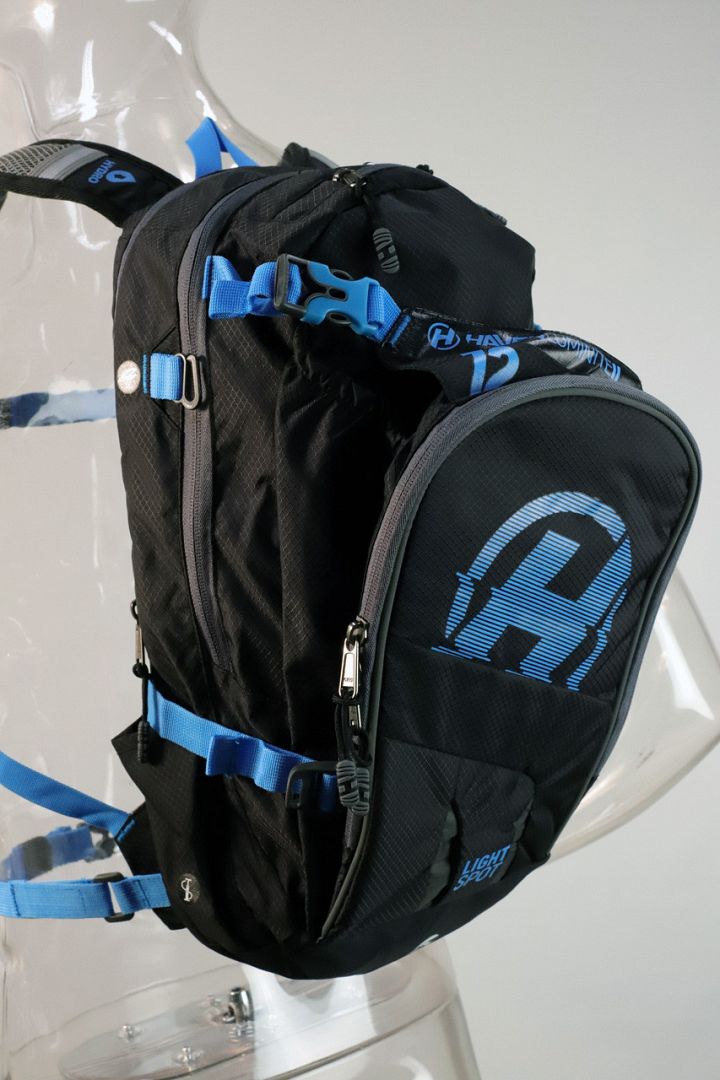 Hydratační batoh HAVEN LUMINITE II 18l black/blue, s rezervoárem 2l