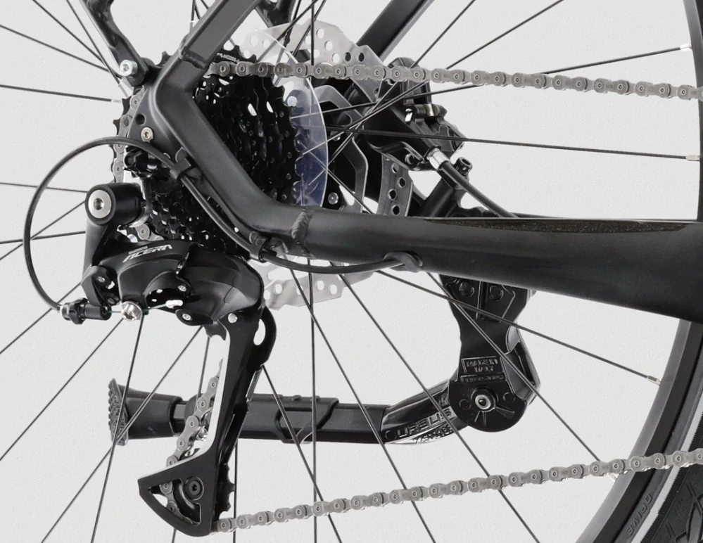 KROSS TRANS HYBRID 4.0, rám 19", 2025, pneu 28", barva černá/černá - ZDARMA dopravné, odborná montáž, seřízení a dárkový poukaz na nákup příslušenství!