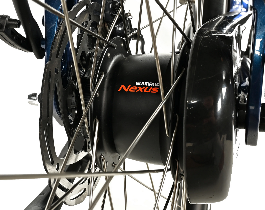 Leader Fox NEBA, pneu 28", model 2025-1, barva modrá tiger - ZDARMA dopravné, odborná montáž a seřízení!