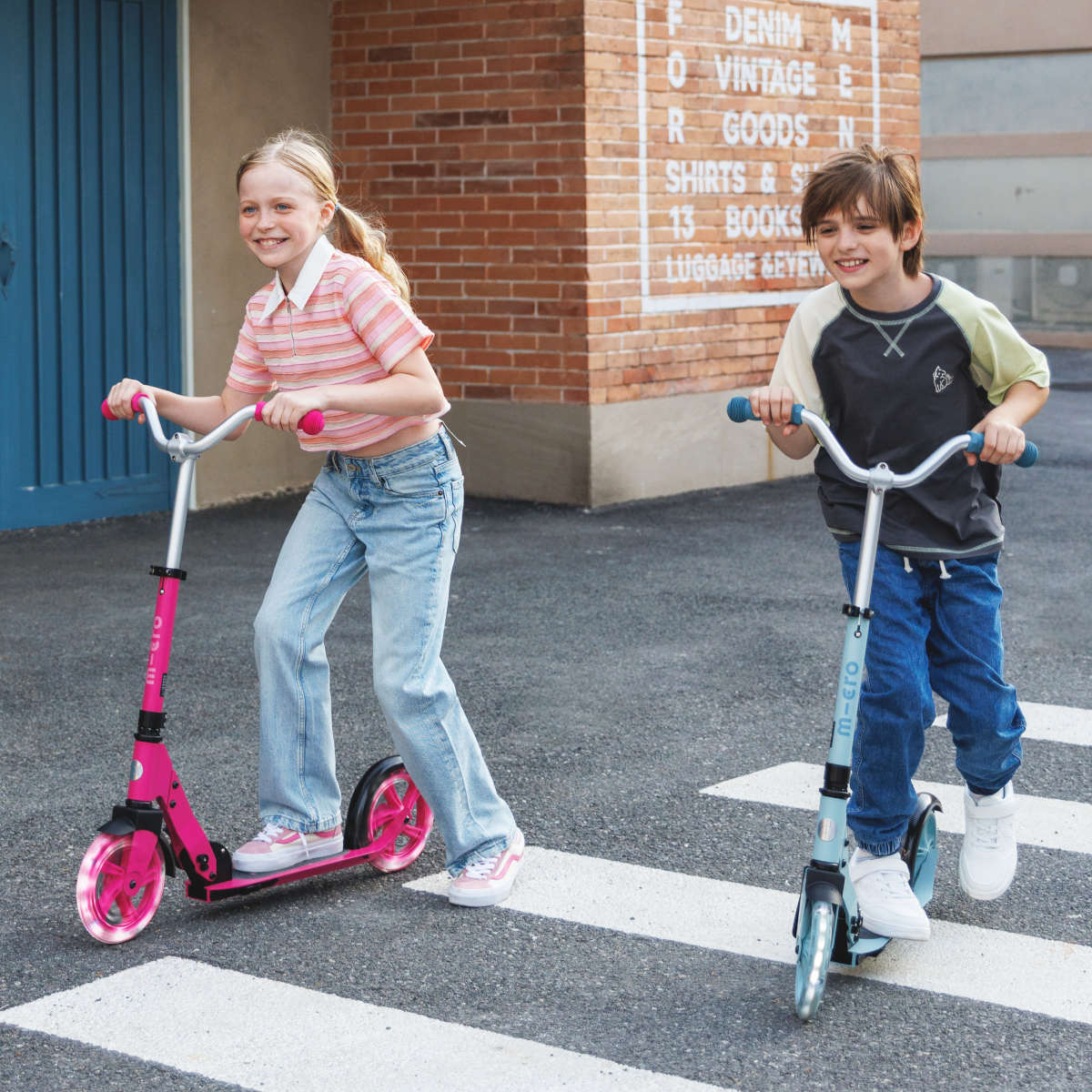 Koloběžka Micro Cruiser LED Berry Pink - ZDARMA dopravné!