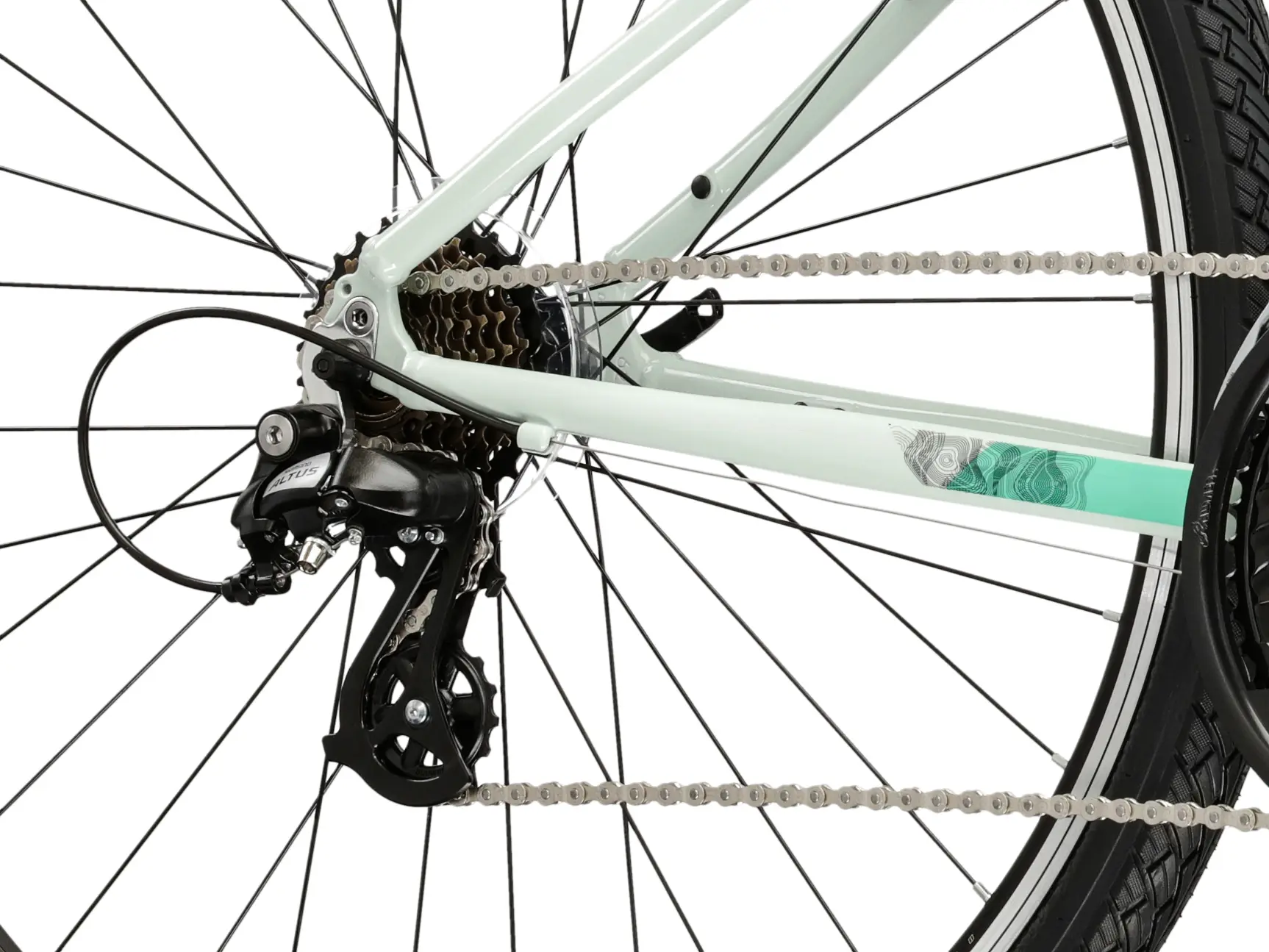 KROSS EVADO 2.0 LADY, rám S (15"), model 2026, pneu 28", barva mátová/černá - ZDARMA dopravné, seřízení, odborná montáž a sada světel!