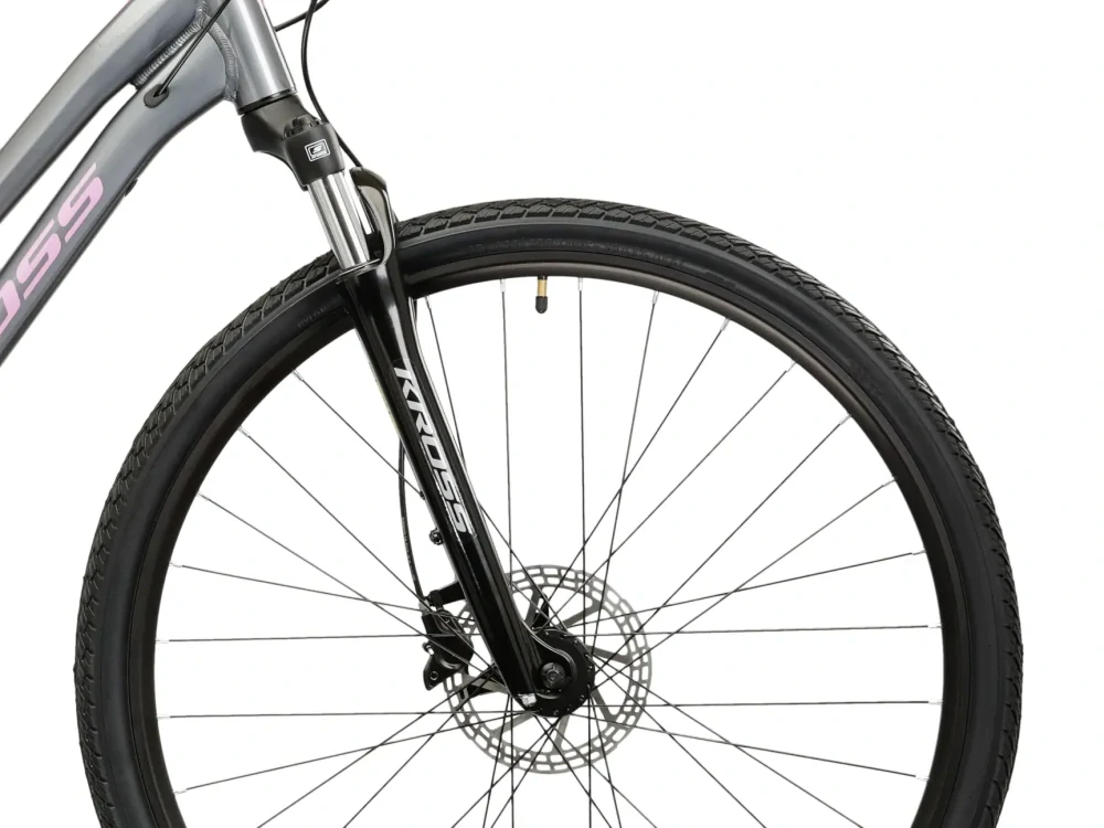 KROSS EVADO 4.0, rám 17" (M), model 2026, pneu 28", barva šedá/růžová - ZDARMA dopravné, seřízení, odborná montáž a sada světel!