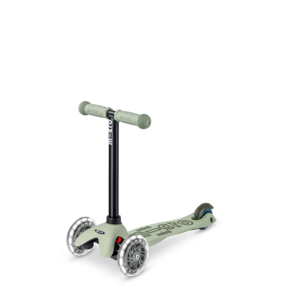 Koloběžka Mini Micro Deluxe Rock & Go LED olive - ZDARMA dopravné a Zdravá láhev! 