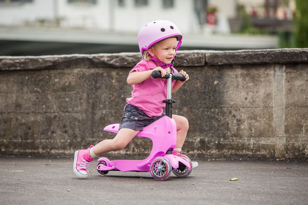 Micro Mini2go Deluxe Pink - ZDARMA dopravné!