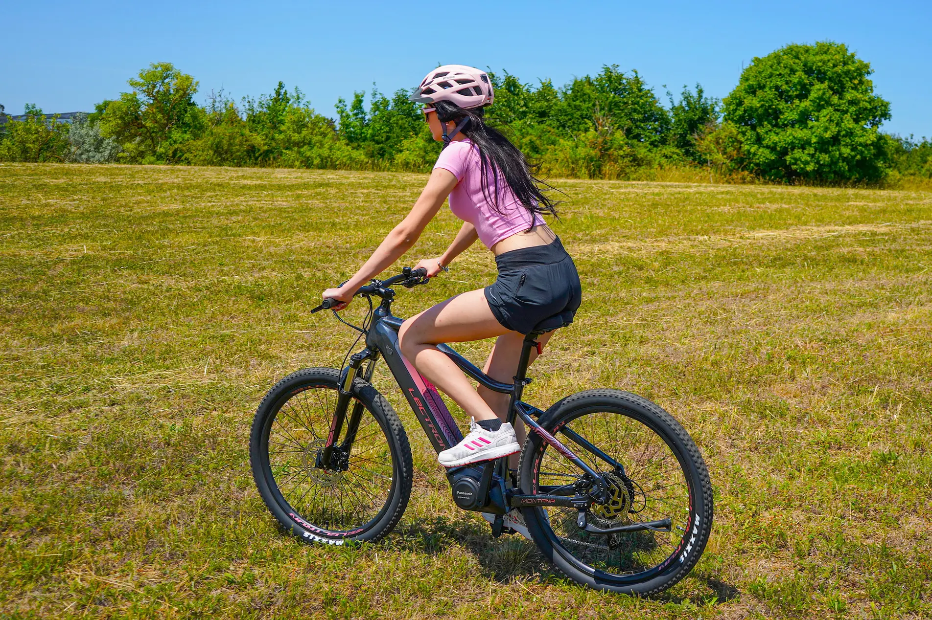 Lectron MONTANA PX ROSA, pneu 27,5", rám 17" (M),  model 2025, baterie 20Ah/720Wh - ZDARMA dopravné, odborná montáž a seřízení!