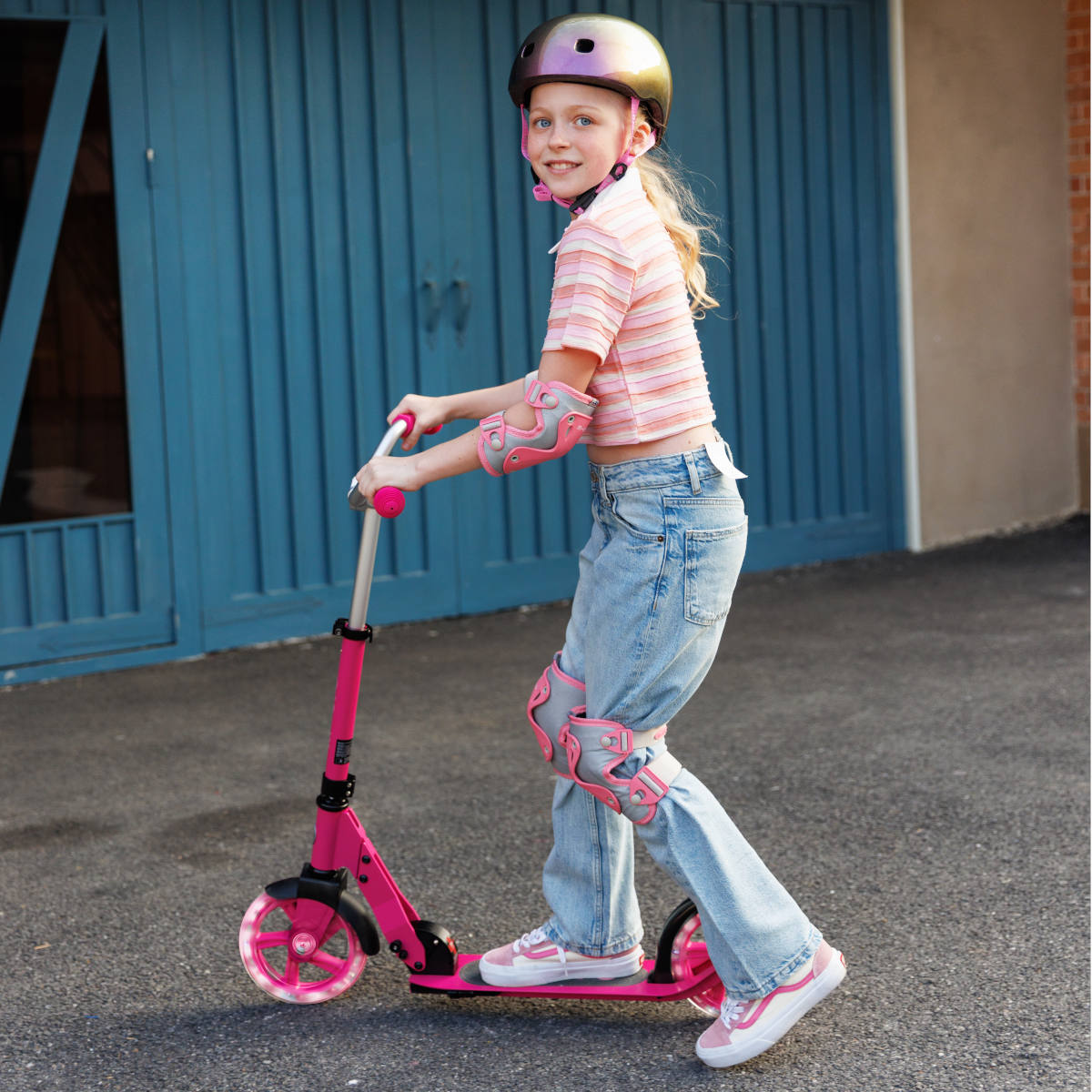 Koloběžka Micro Cruiser LED Berry Pink - ZDARMA dopravné!