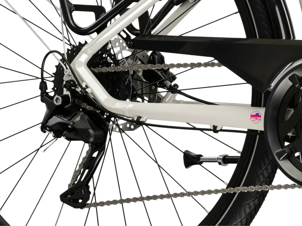 KROSS TRANS 5.0 Lady, rám 19" (L), model 2026, pneu 28", barva šedá/růžová/lesk - ZDARMA dopravné, seřízení, odborná montáž a koš na zadní nosič!